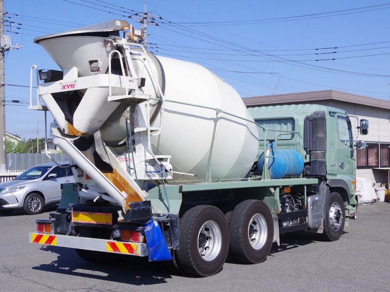 FM-1004】H23.1日野のプロフィア 10tミキサー車 最大混合容量4.4