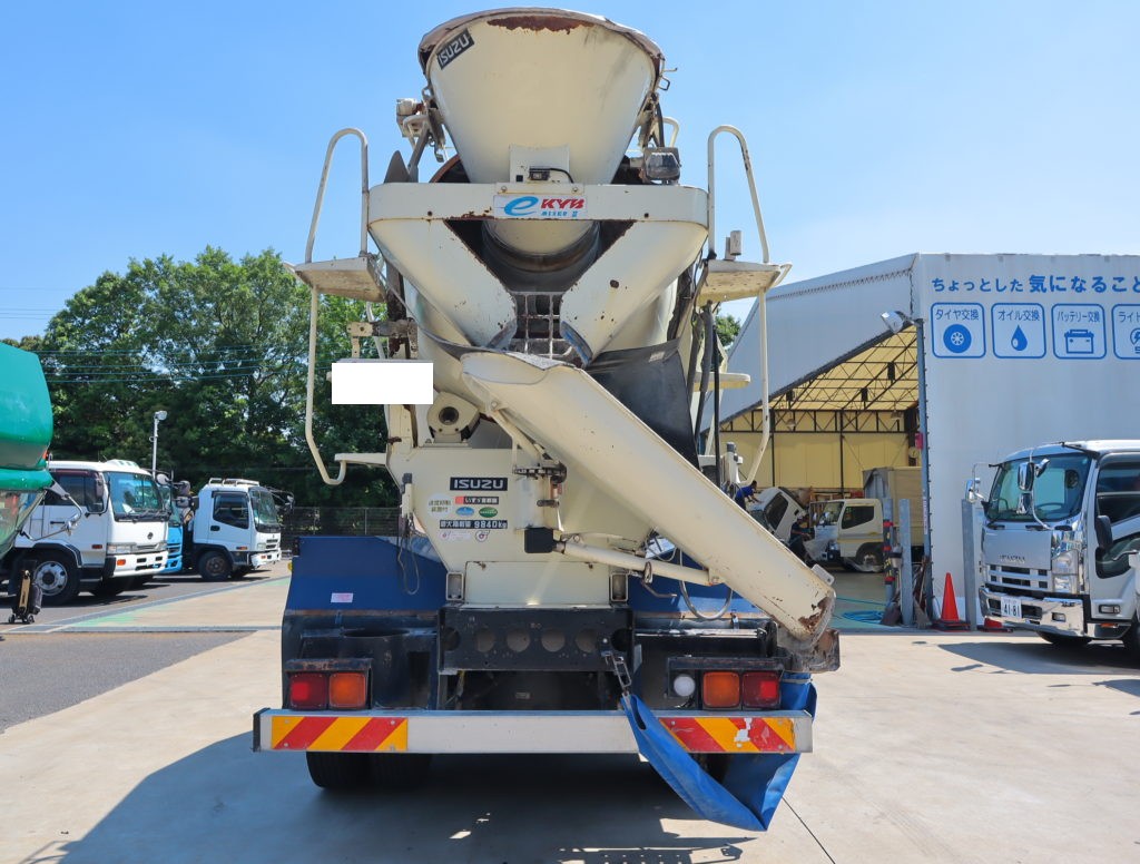 中古トラック情報 いすゞ ギガ 10tミキサー車 最大混合量4 4立米 ドラム容量8 7立米 中古トラック情報ゲットラック