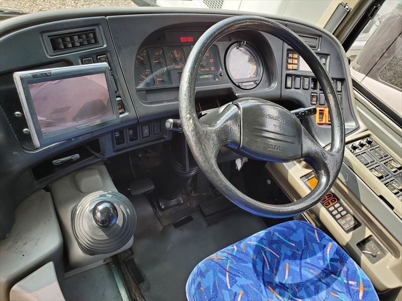 HZF-0508】H16.4いすゞのガーラ 大型バス 乗車定員62人 自動ドア