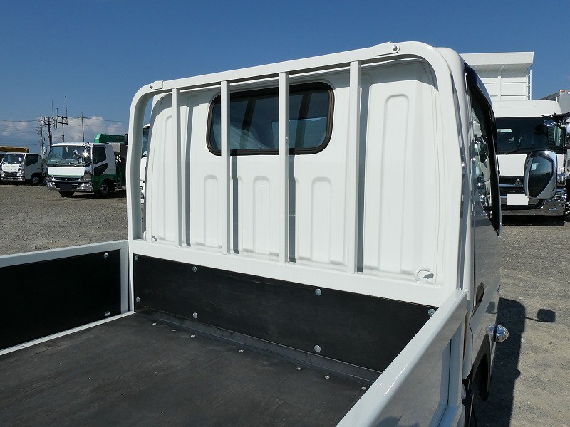 【QH-2645】R4.12三菱のキャンター 2t標準ショート平ボデー｜中古トラックならゲットラック