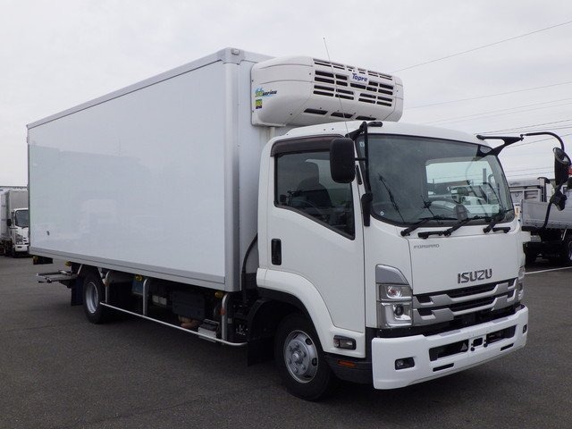 KGR-0325 車両写真