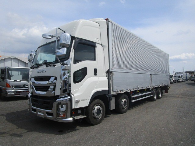 RW-9885 車両写真