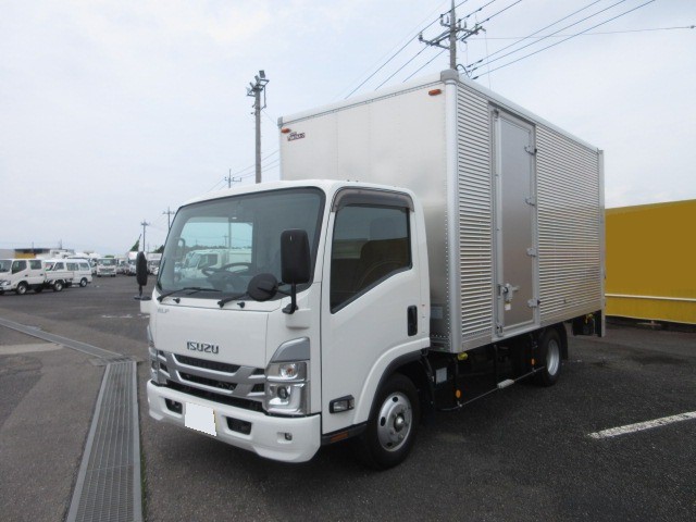RB-4926 車両写真