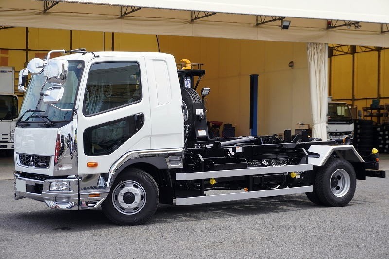 LZA-1643 車両写真