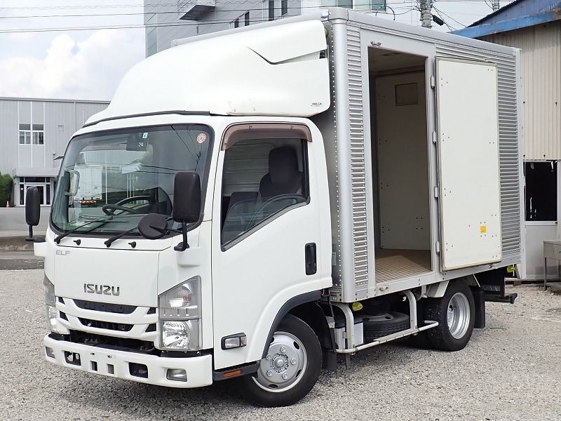 QB-6313 車両写真