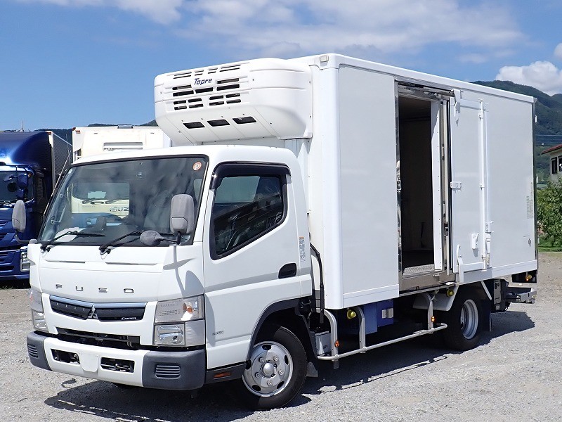 QR-3761 車両写真