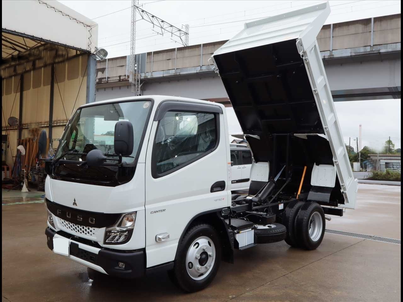 PZD-1412 車両写真