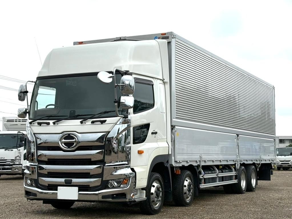 MZW-5882 車両写真
